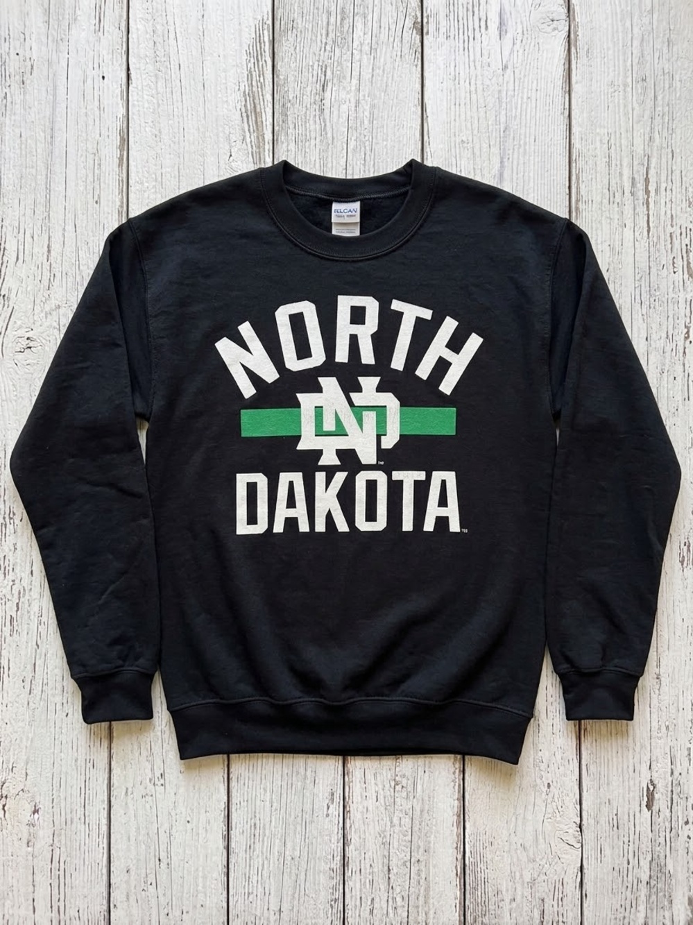 Vintage Style Black Crewneck Sweatshirt University of North Dakota UND Sioux